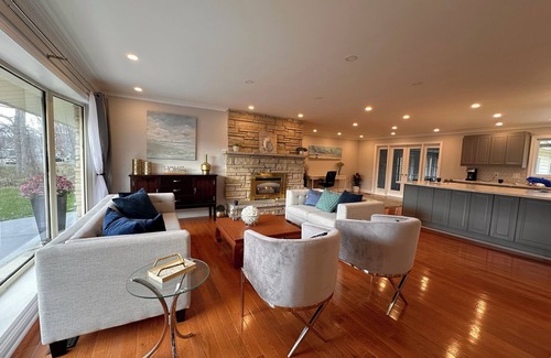 Foxboro Casa | Riverside Charming Bungalow - Nature Retreat