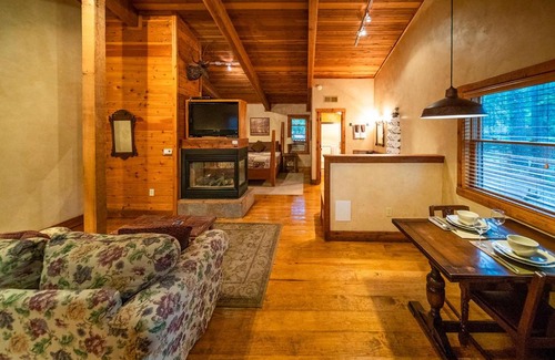 Ruidoso Casa | Riverside Cottage #28