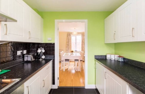 Evesham Casa | Riverside Cottage -