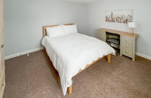 Pinchbeck Casa | Riverside Cottage