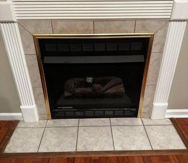 Sevierville Casa | Riverside Escape King Suite, and Queen Suite.