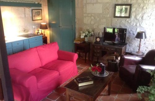 Cinais Casa | Riverside Hideaway in Cinais