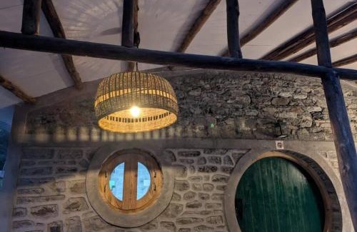 Bhimtal Casa | Riverside Hobbit House 10mins from Bhimtal