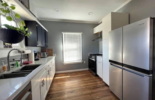 Belmont Historic District Casa | Riverside Home comfortable & cozy