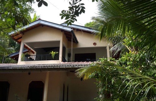 Sirimalwatta Apartamento | Riverside Homestay Apartments
