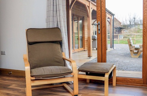 Old Cleeve Cabaña | Riverside Lodge