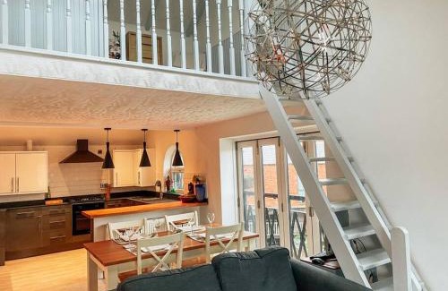 Newport Apartamento | Riverside loft apartment