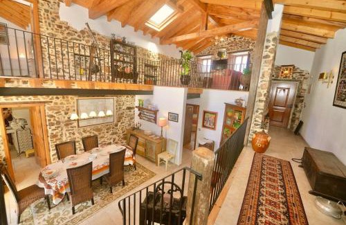 Nossa Senhora do Pranto Casa | Riverside - Lovely river-view 3 bedroom house