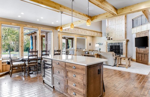 Orondo Casa | Riverside Luxury