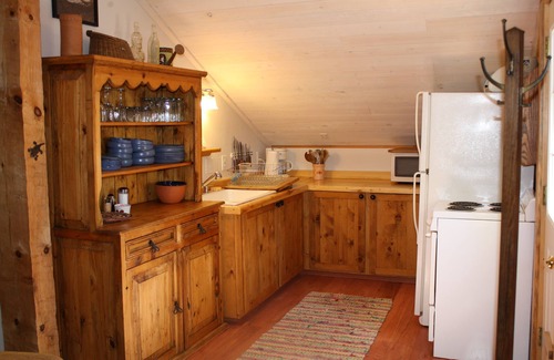 Alpine Village Cabina | Riverside Meadows Cabins