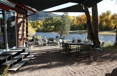 Alpine Village Cabina | Riverside Meadows Cabins