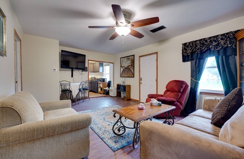 Niles Cabaña | Riverside Niles Retreat w/ Fire Pit & Grill!