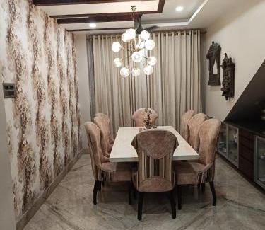 Sualkuchi Casa | Riverside Palm Deluxe Double Room with AC in a house near Kamakhya and IHR