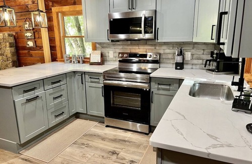 Ellijay Cabina | Riverside Retreat Cartecay, Hot Tub, Fire Pit, Gameroom