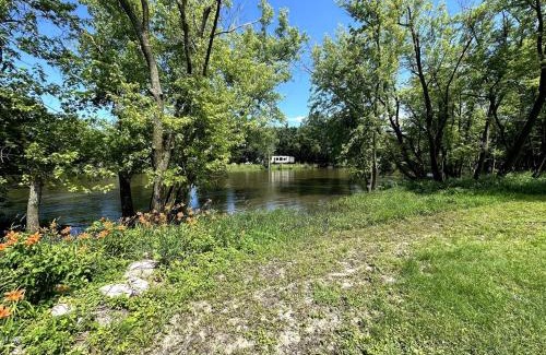 Janesville Casa | Riverside Retreat - Renovated Home on 15 Acres!