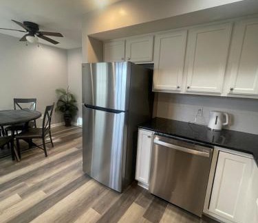 Camden Casa | Riverside Retreat