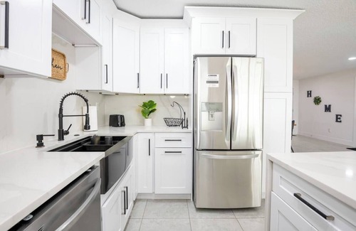 South Daytona Apartamento | Riverside Retreat w/Fireplace