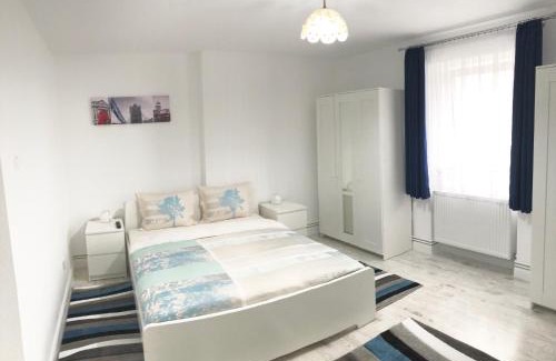 Ramingstein Apartamento | Riverside Ski Apartment