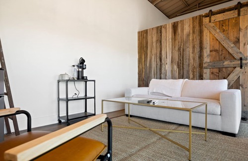 Springerville Cabina | Riverside Suite Casita 7
