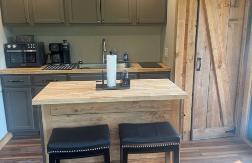 Central Cabina | Riverside Treehouse Resort in Central,SC 8 miles from Clemson University