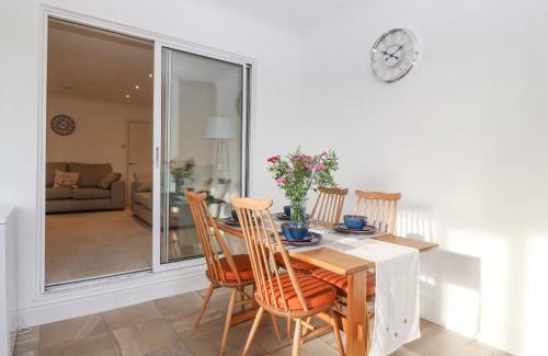 Cemaes Bay Apartamento | Riverview Apartment