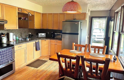 Baldwin Cabina | Riverview Cabin