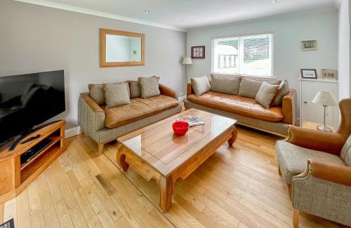Kenmore Casa | Riverview Cottage