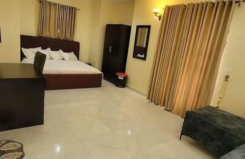 Ife Hotel | Riverview Hotel and Suites