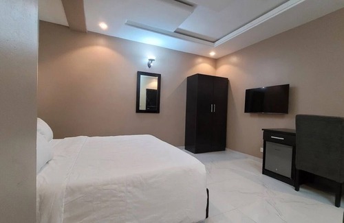 Ife Hotel | Riverview Hotel and Suites