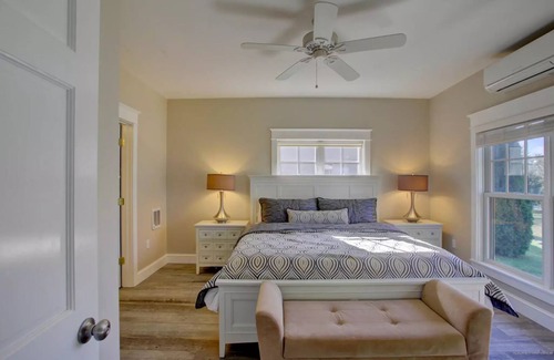 Edgecomb Casa | Riverview Luxury Home