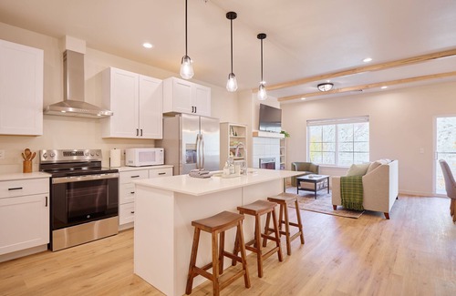 Cashmere Condominio | Riverwalk Suites, #310 Exceptional in Every Way