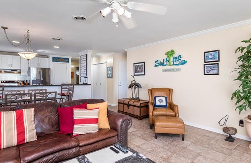 Long Beach Casa | Riverwatch
