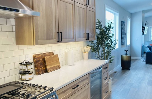 Duluth Casa | RiverWest Rivers Edge on the River - Brand New -20% off Bike Rentals