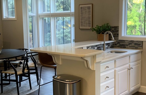 River Bottoms Casa | Riverwoods - Sleeps 8 - Near BYU at mouth of Provo Canyon