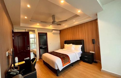 Hulhumale Hotel | Rivethi Beach