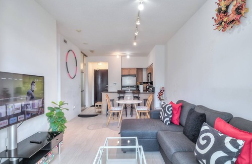 Bay Cloverhill Apartamento | Rivetstays - The Britt