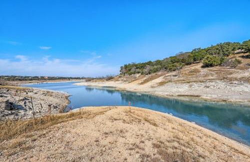 Canyon Lake Casa | Riviera Lake House