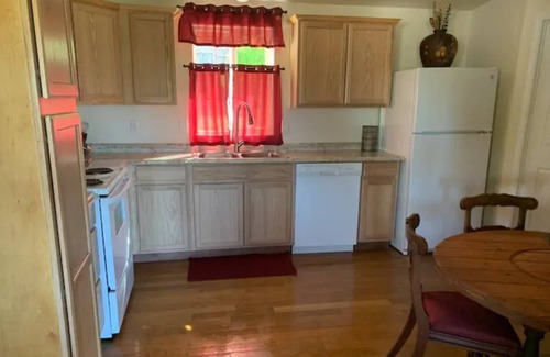Kelseyville Apartamento | Riviera Retreat