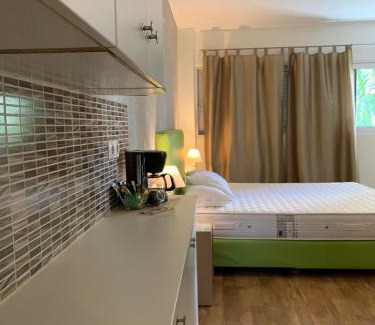Marousi Apartamento | Rivitel Marousi Apartments
