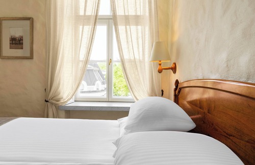 Old Town Hotel | Rixwell Collection Savoy Boutique Hotel