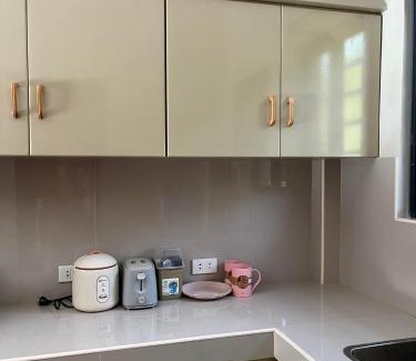 Bacnotan Casa | Riz Place Homestay - Queen Sized Bunk x Air-conditioned