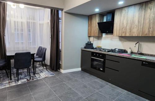 Rize Apartamento | Rize Merkezde 6 yataklı Lüks Daire