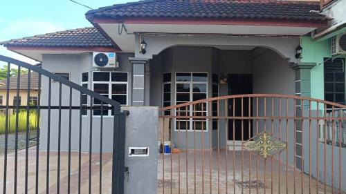 Bukit Payong Casa | RIZQ SFA HomeStay Bukit Payung Terengganu