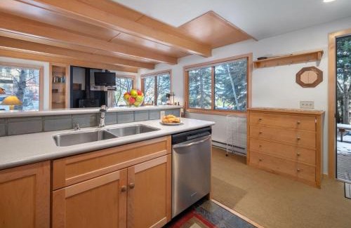 Teton Village Apartamento | RMR: La Choumine 4 Condo in Teton Village