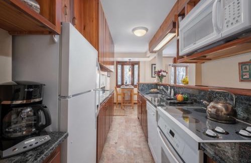 Moose Wilson Road Apartamento | RMR: Sagebrush 1311 Condo in The AspensWilsonWY