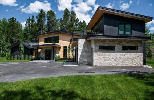 Moose Wilson Road Casa | RMR: Tensleep Oasis Home in The AspensWilsonWY