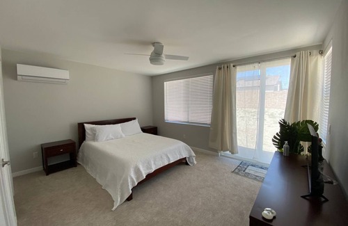 Desert Hot Springs Apartamento | RN Traveler's Home Away From Home in Desert Hot Springs
