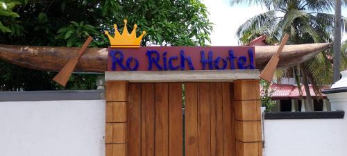 Ekala Hotel | Ro Rich Hotel