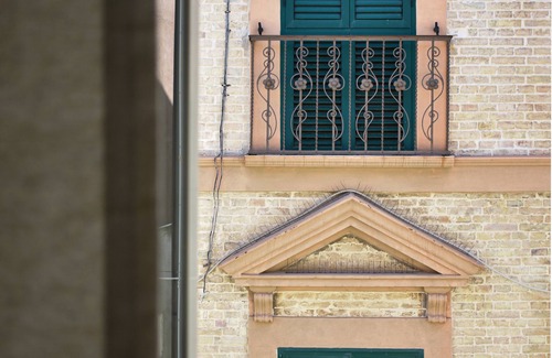Vasto Apartamento | Ro's Little House