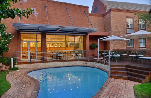 Sandown Hotel | Road Lodge Sandton
